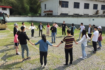 起名網(wǎng)2020年員工拓展活動圓滿結(jié)束